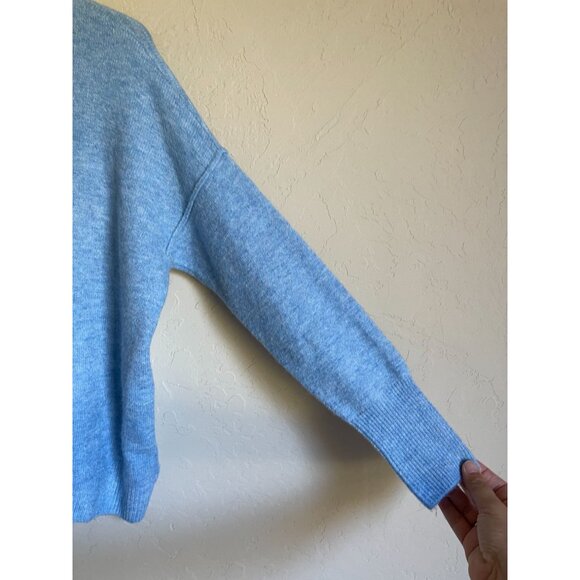 Vince Camuto Size Small Light Blue Snowflake Sweater Cozy Winter Holiday Sparkle - Picture 5 of 6